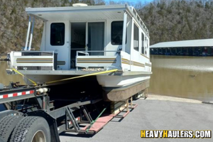 house boat transport.