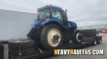New Holland tractor haul to Michigan.
